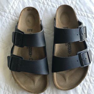 BIRKENSTOCK Arizona sandals - size 39 EUC